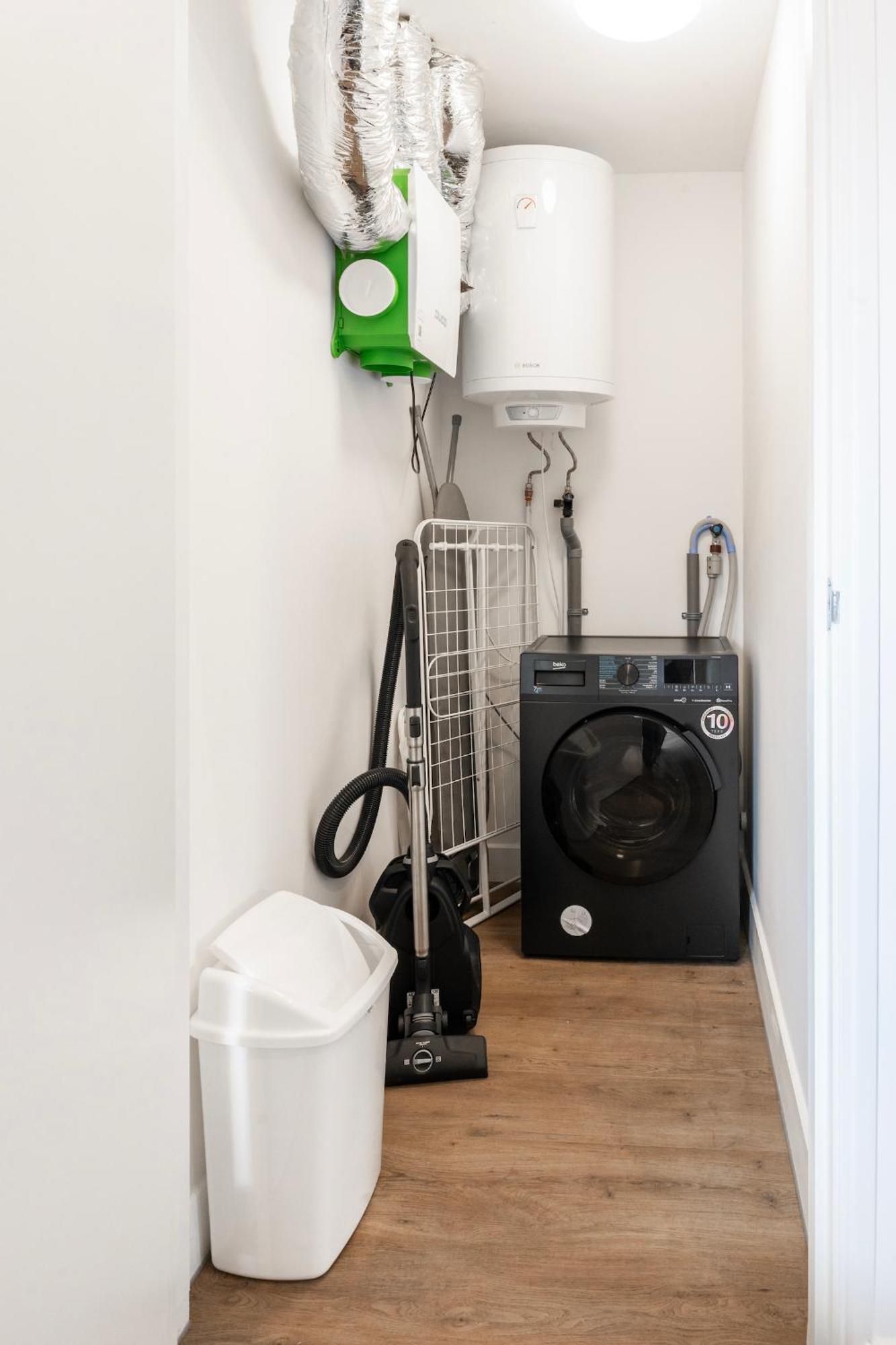 Xl 2br Near And Supermarket Tilburg